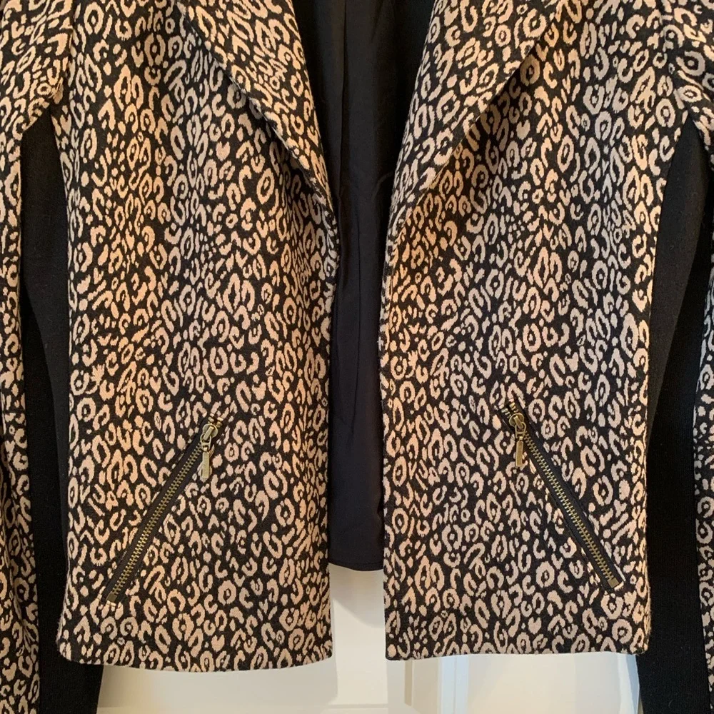Chico’s Leopard Lined Blazer Moto Jacket Size Small
